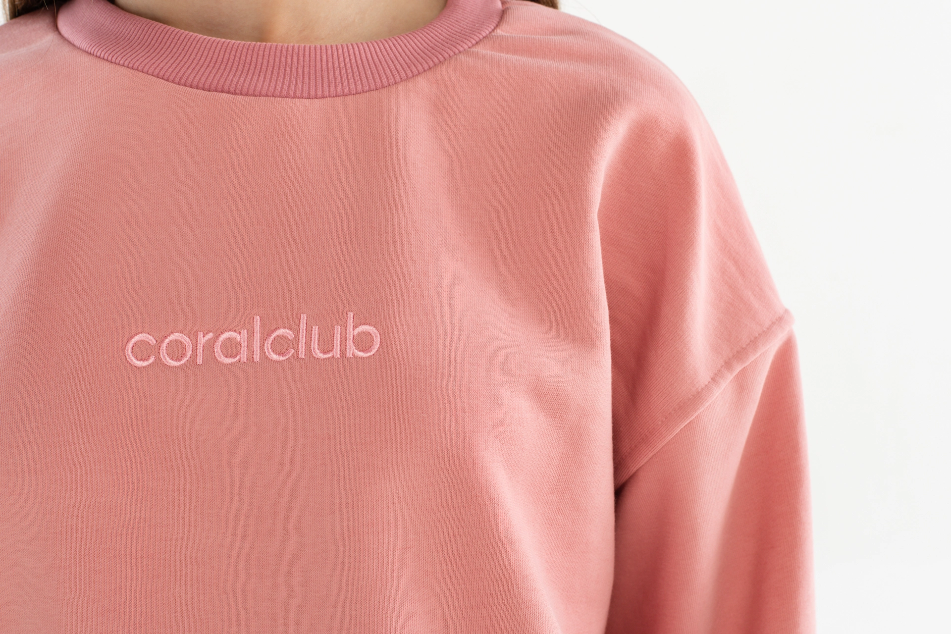 Женский свитшот укороченный, пыльная роза